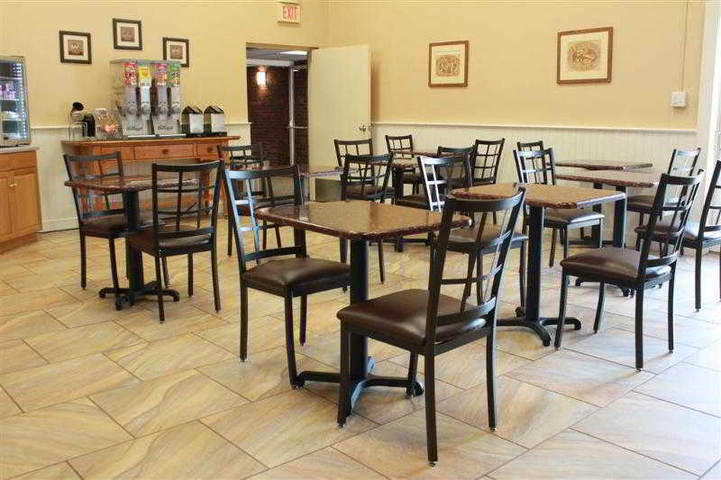 Hotel Western Merrimack Valley 3*