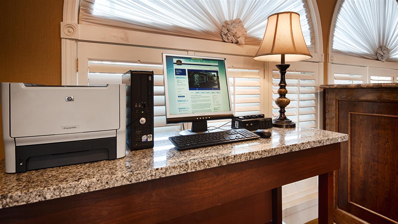 Western Merrimack Valley Hotel 3*